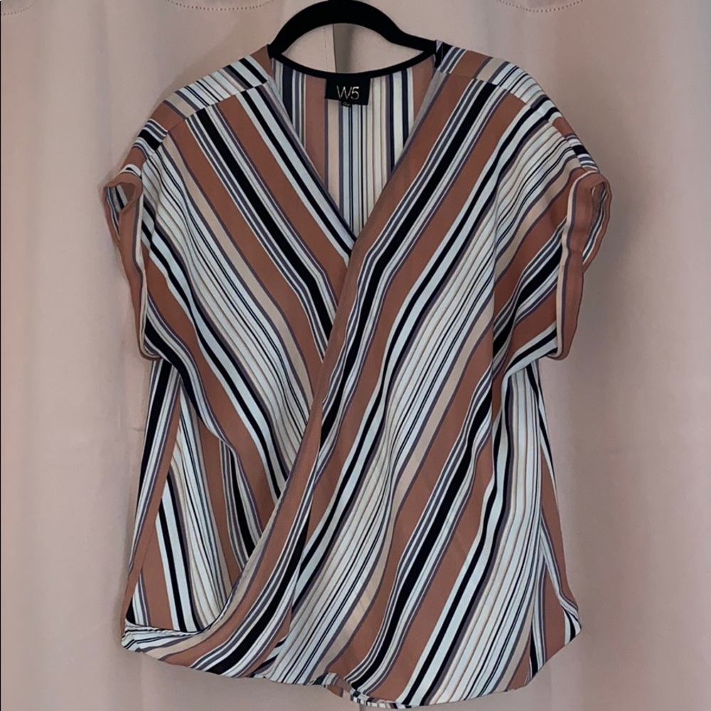V neck short sleeve blouse